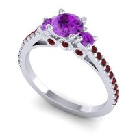 Ornate Three Stone Navan Ring