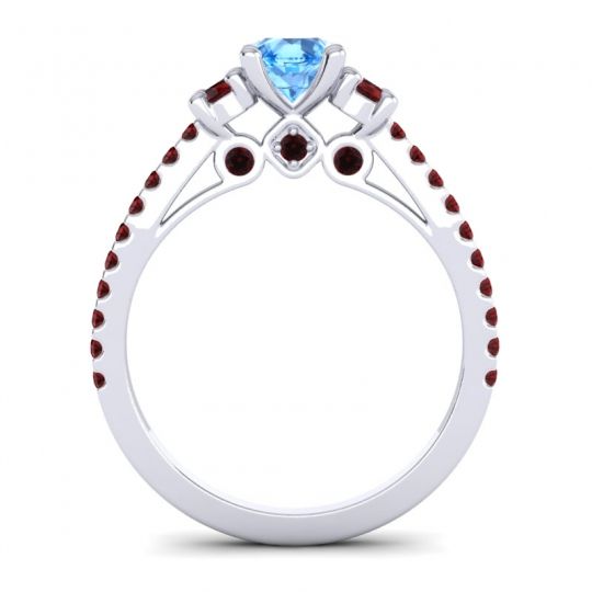 Ornate Three Stone Navan Ring