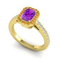 Halo Emerald Cut Shakti Ring, 7x5mm