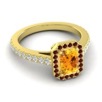 Halo Emerald Cut Shakti Ring, 7x5mm