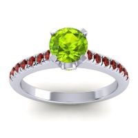 Peridot Ring In 18k White Gold With Garnet Saraka Round Classic Ring