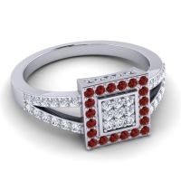 Statement Pave Bhanda Ring