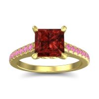 Garnet Ring In 18k Yellow Gold With Pink Tourmaline Vara Princess Classic Ring