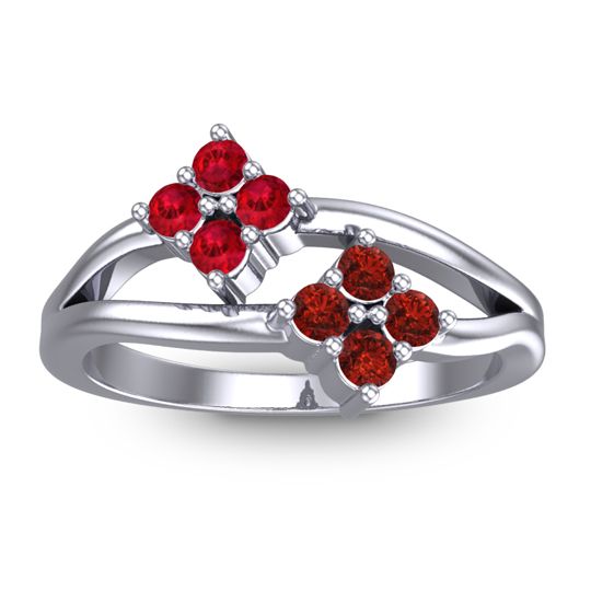 Petite Vanalu Ring