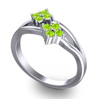 Petite Vanalu Ring