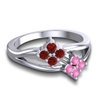 Petite Vanalu Ring