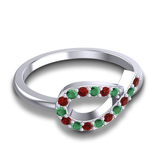 Petite Vatayanna Ring