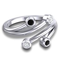 Petite Vikeza Ring