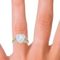 Halo Pave Trillion Tala Ring