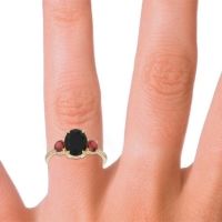 Three Stone Oval Matr Ring