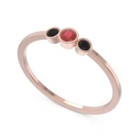 Petite Three Stone Bezel Treta Band