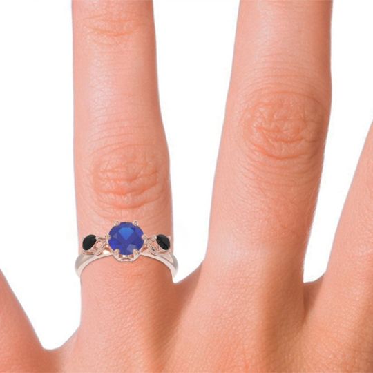 Three Stone Pear Taraggana Ring