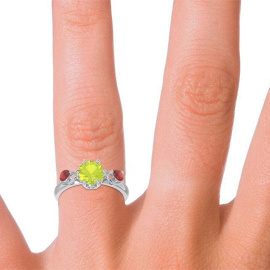 Three Stone Pear Taraggana Ring