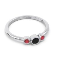 Smile Three Stone Bezel Trika Band