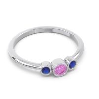 Smile Three Stone Bezel Trika Band