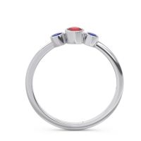 Smile Three Stone Bezel Trika Band