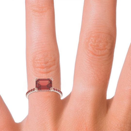 East-West Pave Octagon Luta Ring