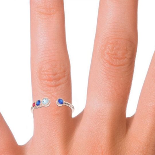 Petite Modern Open Bezel Vihvarita Ring