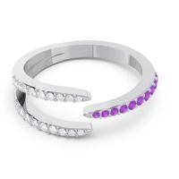 Petite Modern Open Pave Saggraha Ring