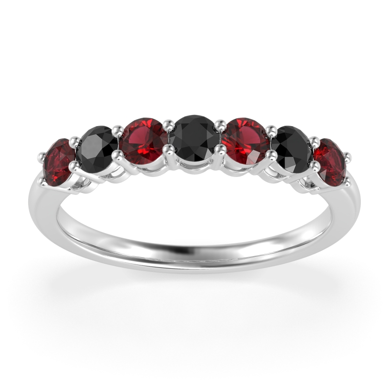 Classic Prong Set Round Stana Band