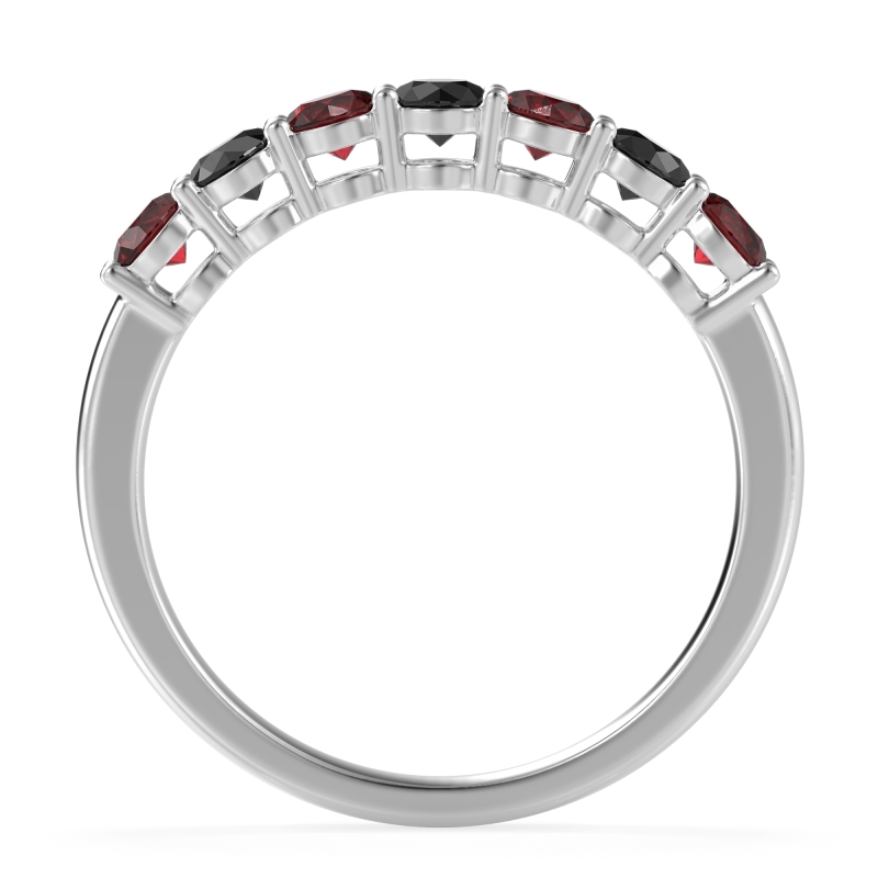 Classic Prong Set Round Stana Band