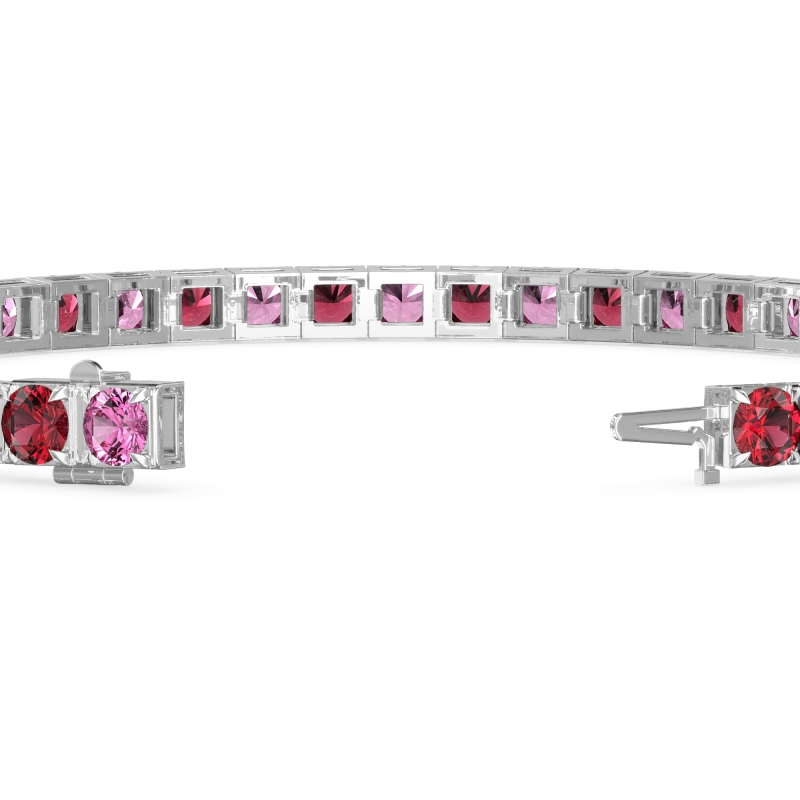 Classic Box Setting Tennis Bracelet